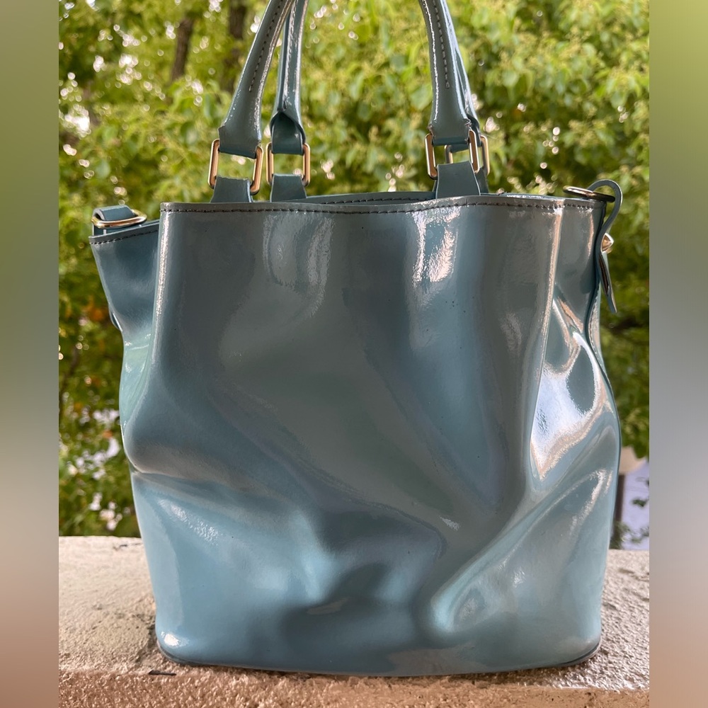 Dooney and Bourke Sky Blue Patent Leather Bucket bag - Picture 3 of 12